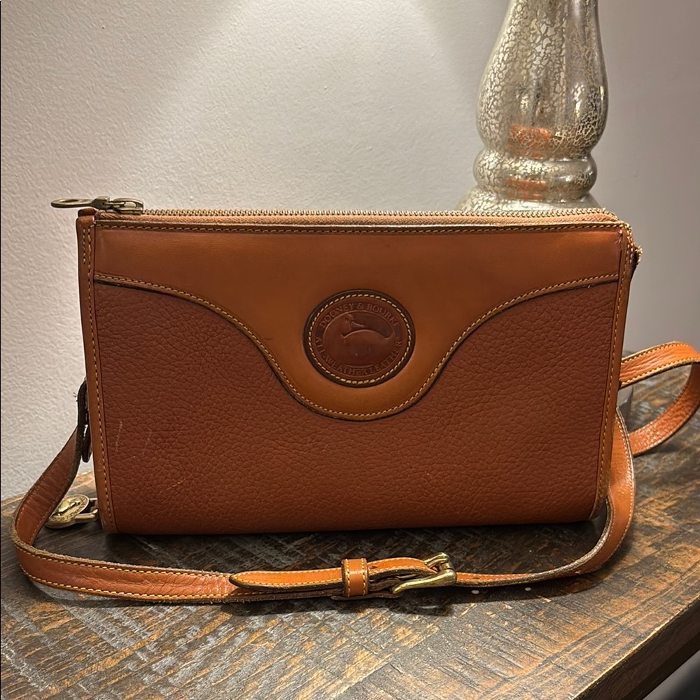 Vintage Dooney & Bourke Leather Crossbody Purse